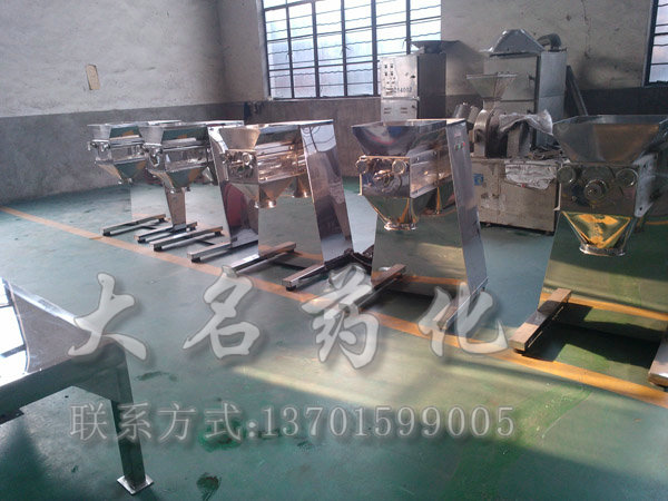 摇摆颗粒机车间实图